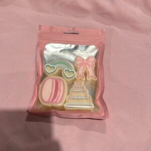 Stoney Clover Lane Macron Rainbow Bow Cake Straw Toppers The Fawn Doe BNWT